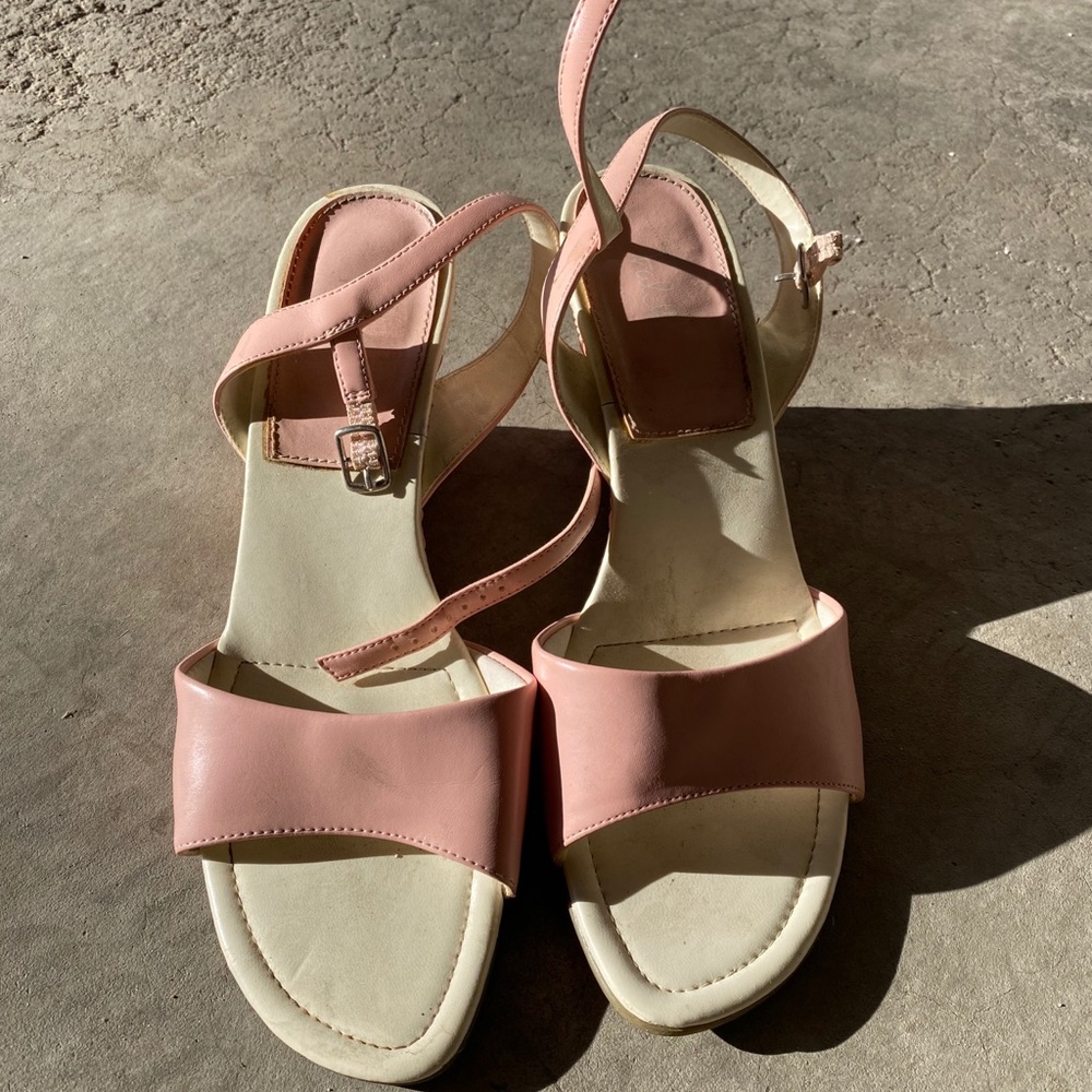 Vintage pink wedge sandals